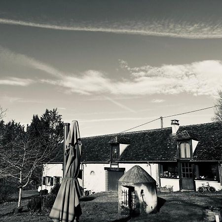 Une Pause S'Impose ;) Mery-sur-Cher Екстер'єр фото