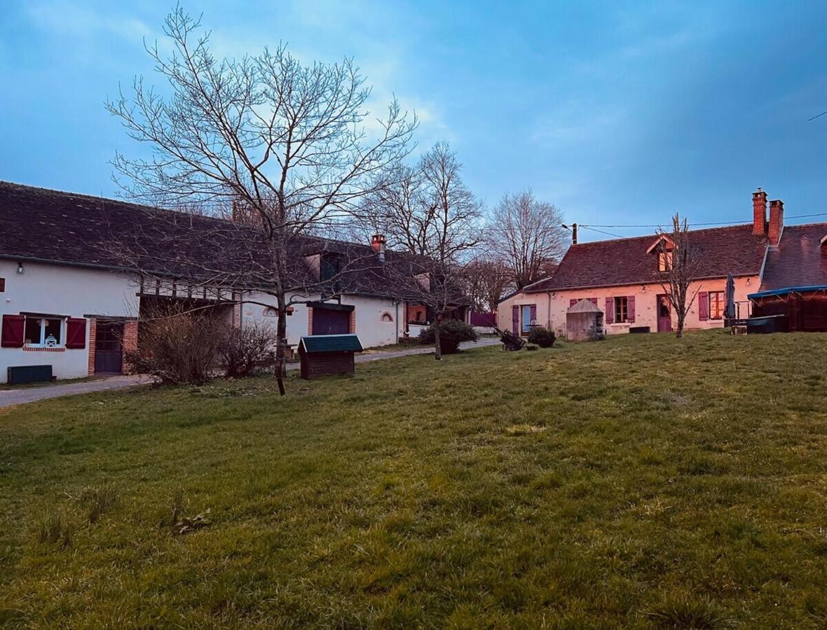 Une Pause S'Impose ;) Mery-sur-Cher Екстер'єр фото